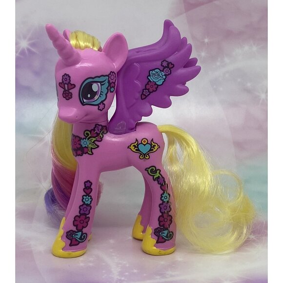 My Little Pony FIM G4 Ponymania Blossom Collection Princess Cadance Alicorn - Picture 2 of 4